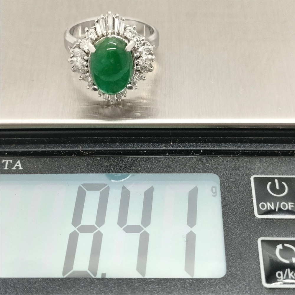 Elegant platinum pt900 and natural emerald diamond Ring